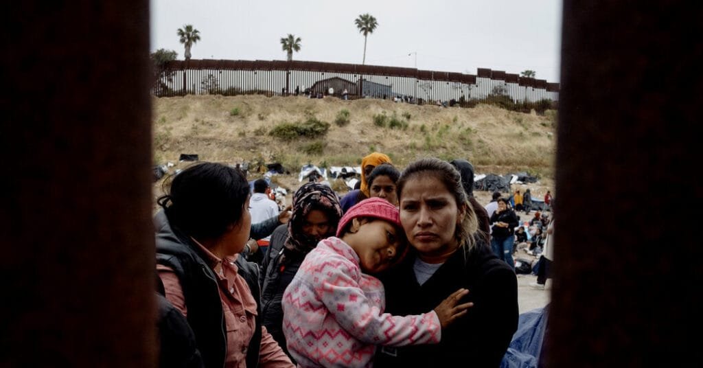 Democrats Spar Over Immigration as Title 42 Lifts