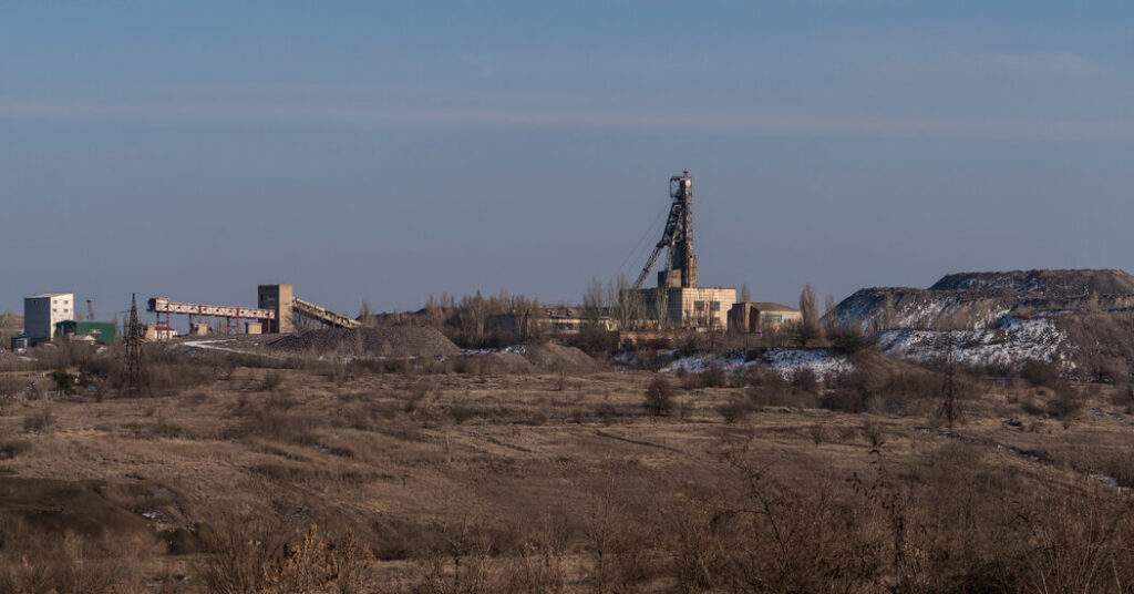 “Ukraine and U.S. Forge Groundbreaking Agreement on Rare Earth Mineral Profits”