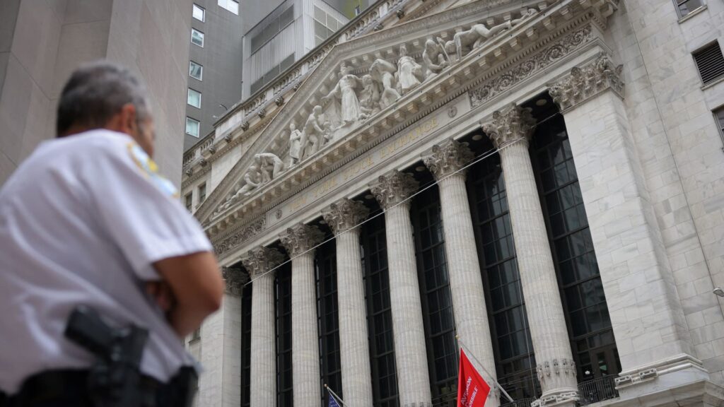 “Top 3 Stock Market Trends to Keep an Eye on This Week”