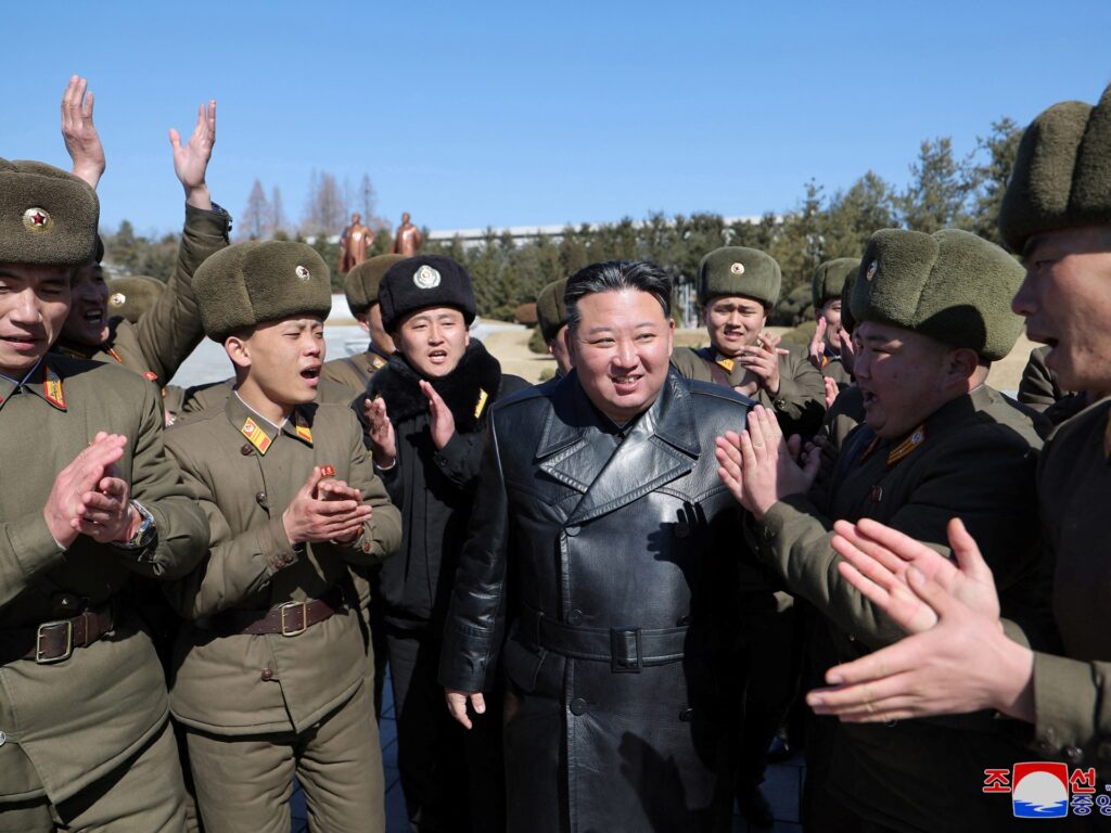 “North Korea Dispatches Troops to Support Russia in Ukraine Conflict”