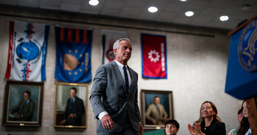 RFK Jr. Calls for Ban on Food Dyes, Declares ‘Sugar as Toxic Enemy’