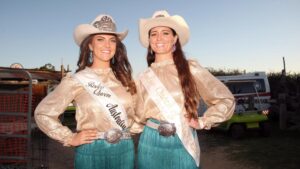 Thrillseekers Unite: A Spectacular Day at the Harvey Dickson Rodeo in Charming Cowtown!