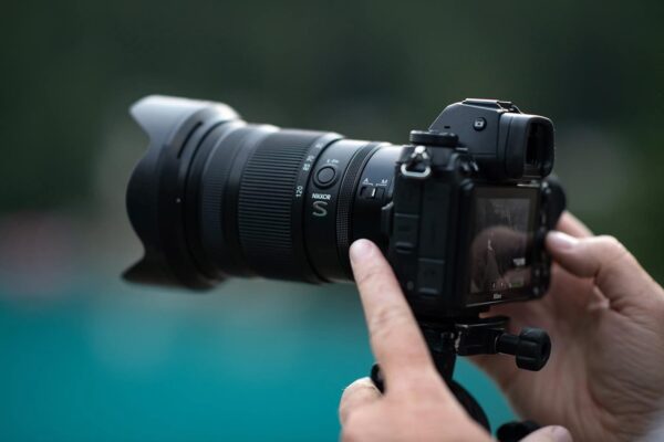 Nikon NIKKOR Z 24-120mm f/4 S | Premium constant aperture all-in-one zoom lens for Z series mirrorless cameras (wide angle to telephoto) | Nikon USA Model - Image 8