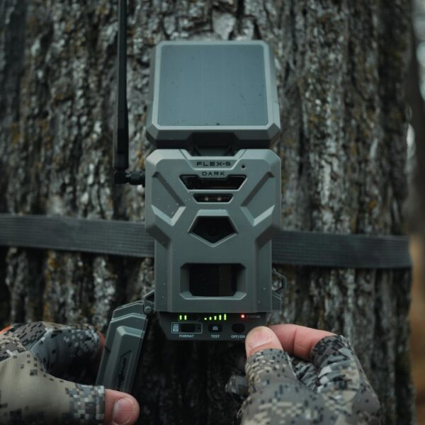 "Unleash the Wild: SPYPOINT Flex-S-Dark Solar Trail Camera with 40MP Clarity and Stealth Night Vision" - Image 4