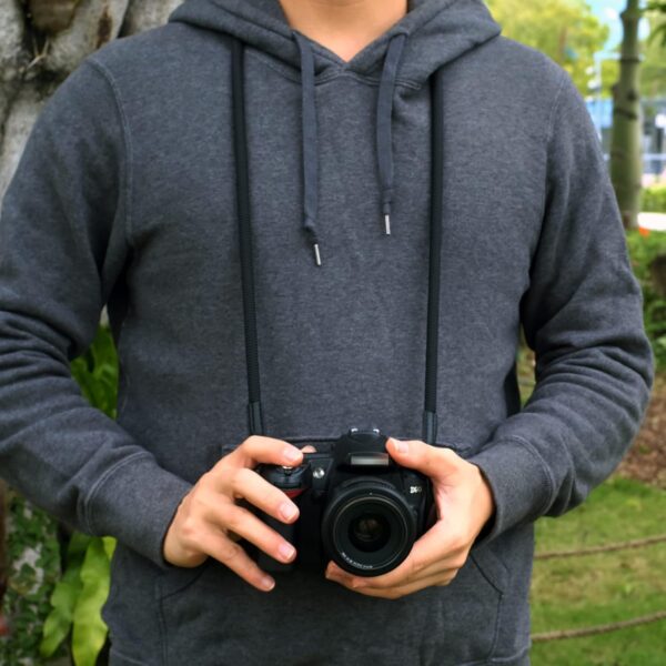 "Adventure-Ready VKO Camera Strap: The Ultimate Climbing Rope Neck & Shoulder Solution for Your DSLR and Mirrorless Gear!" - Image 4