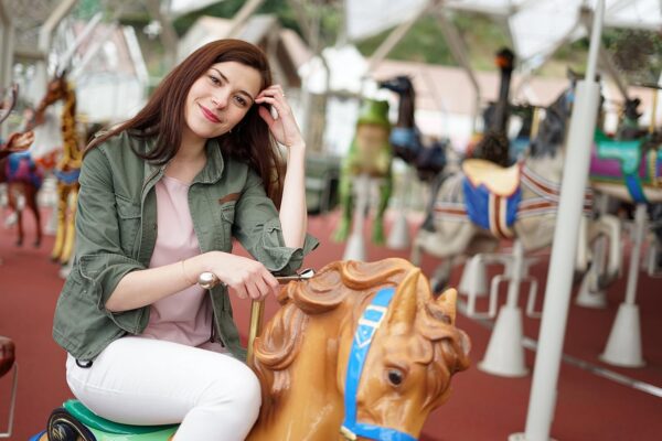 Sony FE 50mm F1.8: Capture Life's Moments with Clarity and Style! - Image 6