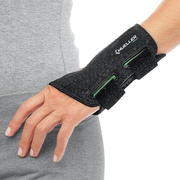 MUELLER Sports Medicine Green Fitted Wrist Brace for Men and Women, Support and Compression for Carpal Tunnel Syndrome, Tendinitis, and Arthritis - Image 4