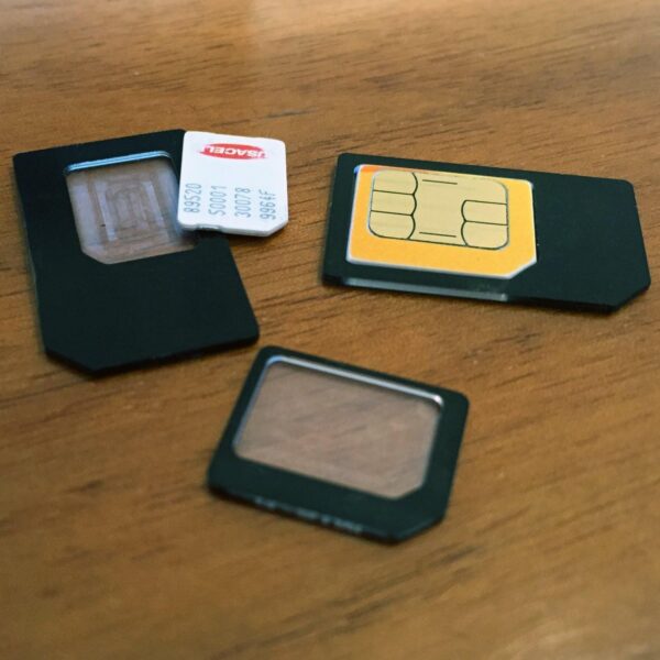 "Ultimate 4-in-1 SIM Card Adapter Kit: Nano, Micro, and Standard Conversions with Sleek Steel Eject Tool" - Image 2