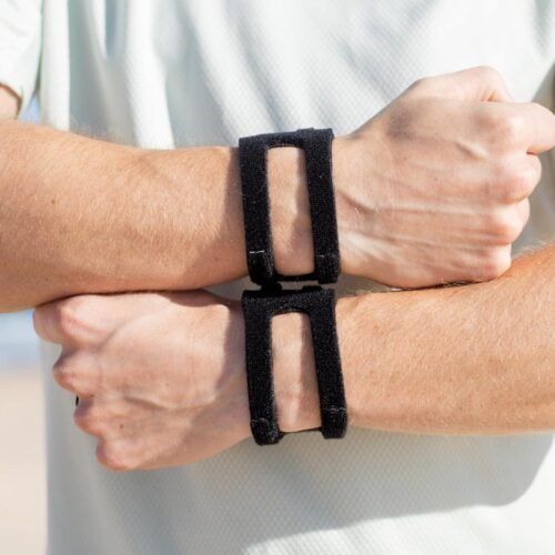 Versatile WristWidget® Brace: Your Ultimate Support for TFCC Tears – Perfect Fit for Both Wrists During Activity! - 이미지 5