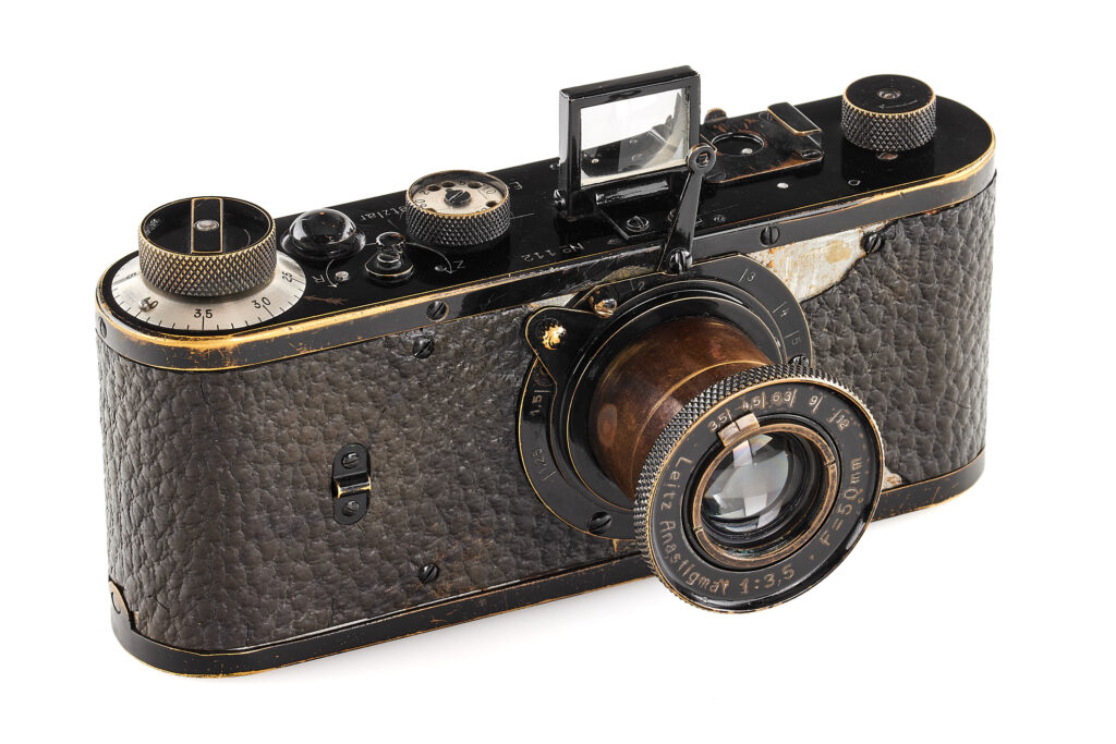 “Century of Precision: Leica Unveils Exclusive Leitz Auction Gallery in NYC Celebrating the Iconic Leica I”