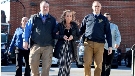 “Unveiling Truth: The Heartbreaking Story of a Connecticut Mother Amidst a House of Horrors”