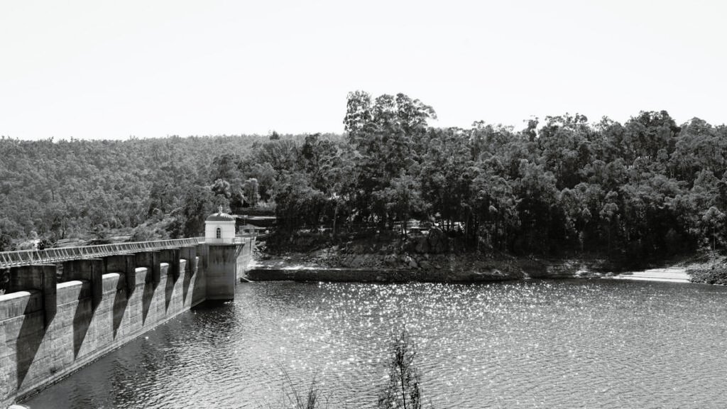 A place in four pictures: Mundaring Weir