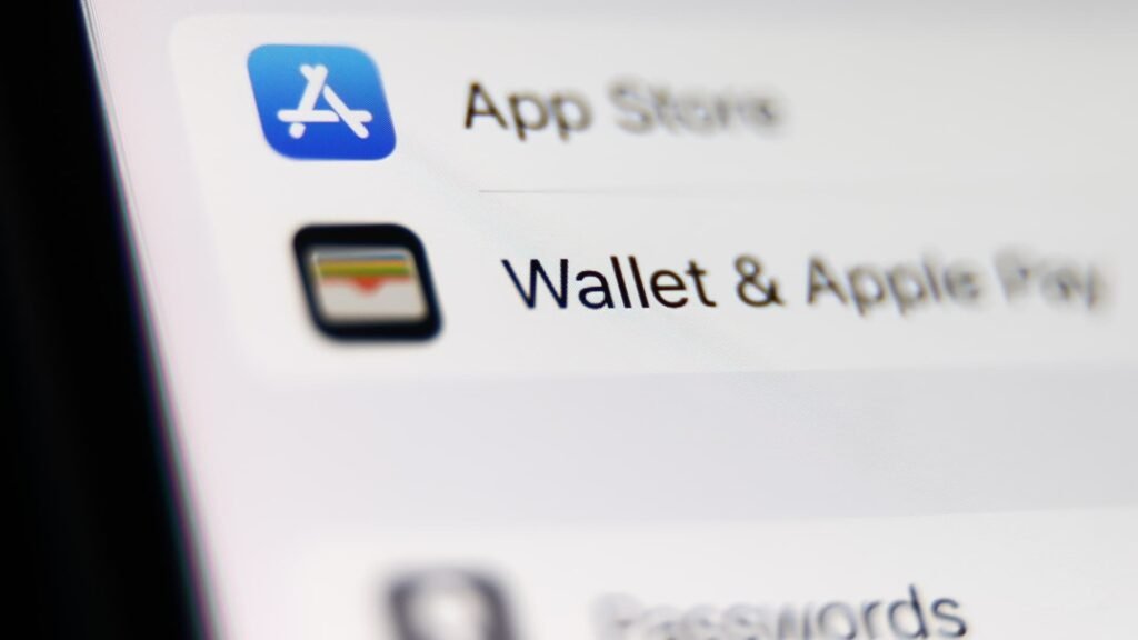 Apple Pay services resolved after outage, company says
