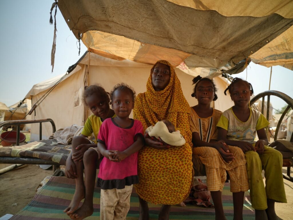 “Crucial Challenges Ahead: WFP Faces Growing Strain in Sudan Amid Funding Cuts and Rainy Season”
