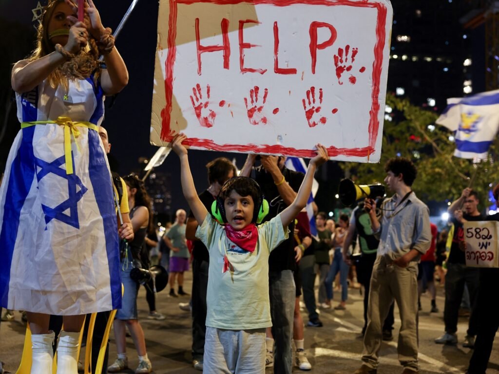 Israeli protesters in Tel Aviv demand an end to war on Gaza | Israel-Palestine conflict News