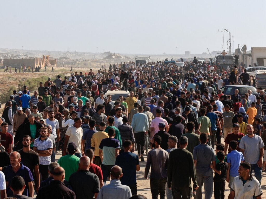 ‘Heartbreaking’ chaos in Gaza as starving Palestinians seek Israeli-US aid | Israel-Palestine conflict News