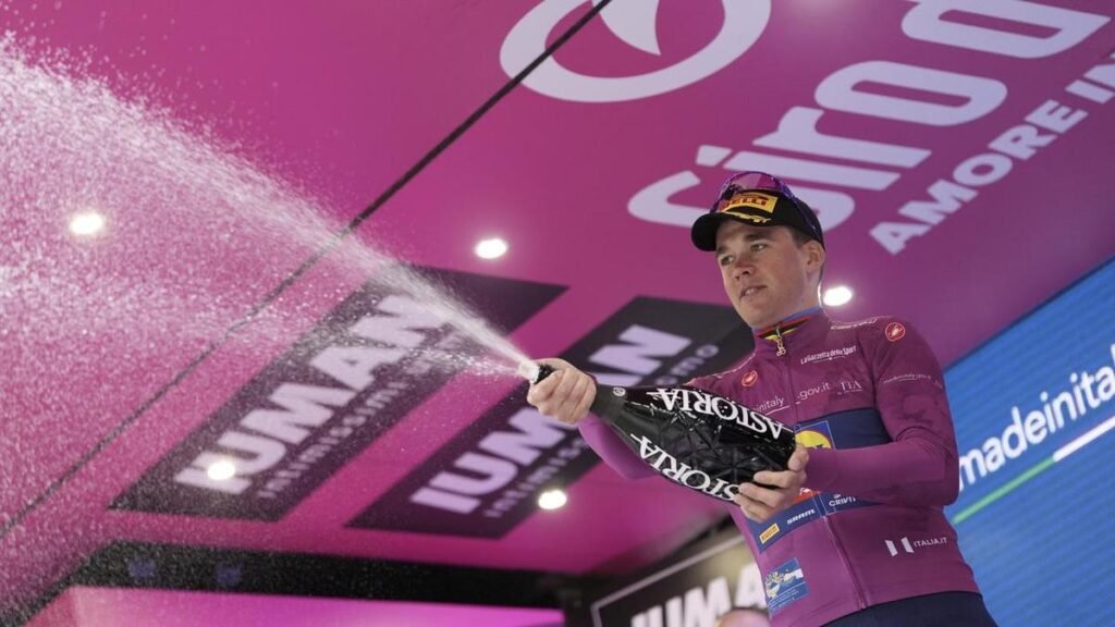 Mads for it! Pedersen shoots to fourth Giro stage win