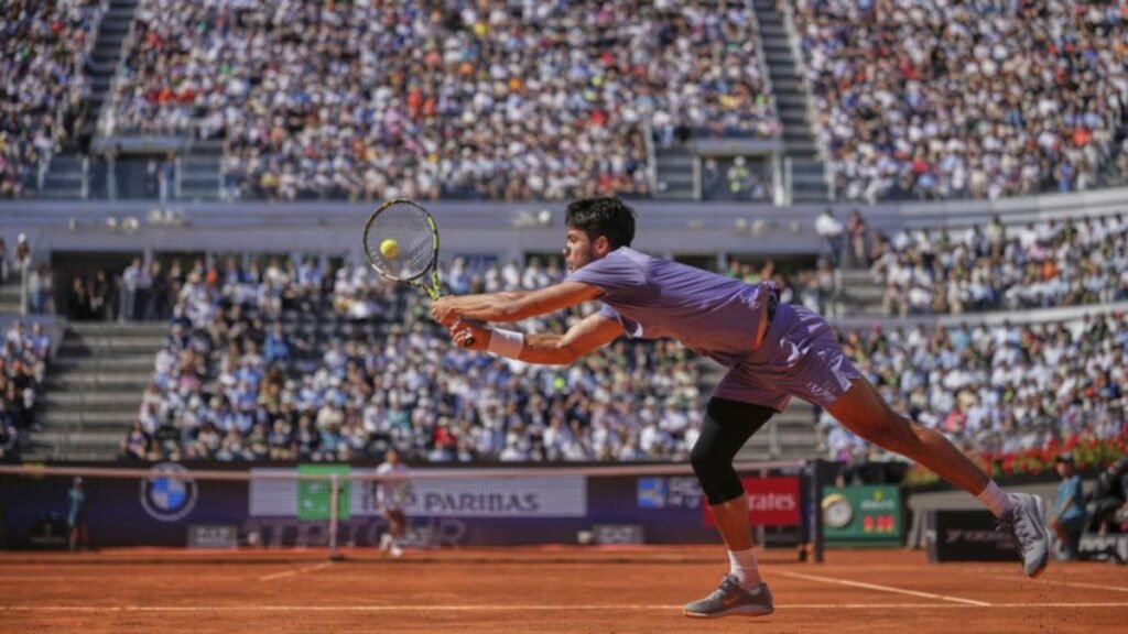 Alcaraz powers into first Italian Open final