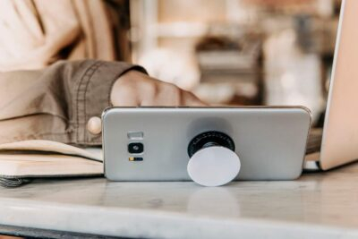 PopSockets Phone Grip with Expanding Kickstand, Aluminum Black - 이미지 2