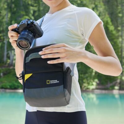 National Geographic Shoulder Bag Small, Camera Bag for DSLR and Mirrorless with Lens, and Accessories, Batteries, Cables, Adjustable Strap, Ultra-Lightweight, NG E1 2360, Black [Amazon Exclusive] - 이미지 7