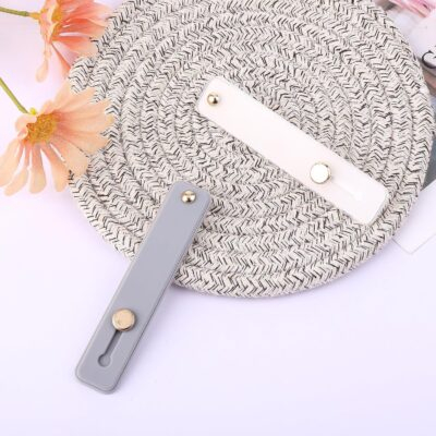 2Pcs Phone Loop Finger Holder, Silicone Phone Grip Phone Finger Strap Stand Universal Portable Finger Kickstand for Most Smartphones (2pcs-Grey/White) - 이미지 7