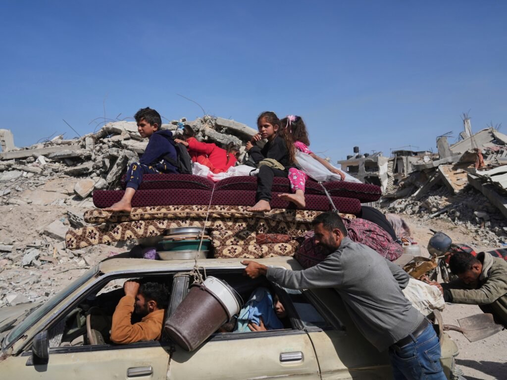 Thousands of Palestinians flee north Gaza amid intensified Israeli attacks | Israel-Palestine conflict News