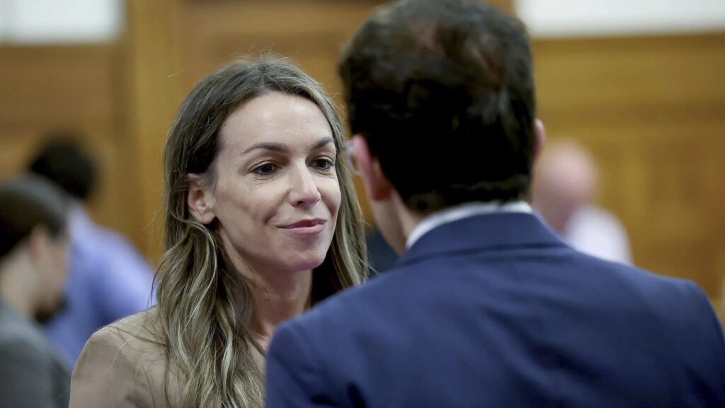 Boston officer’s niece testifies in Karen Read trial about couple’s final weeks