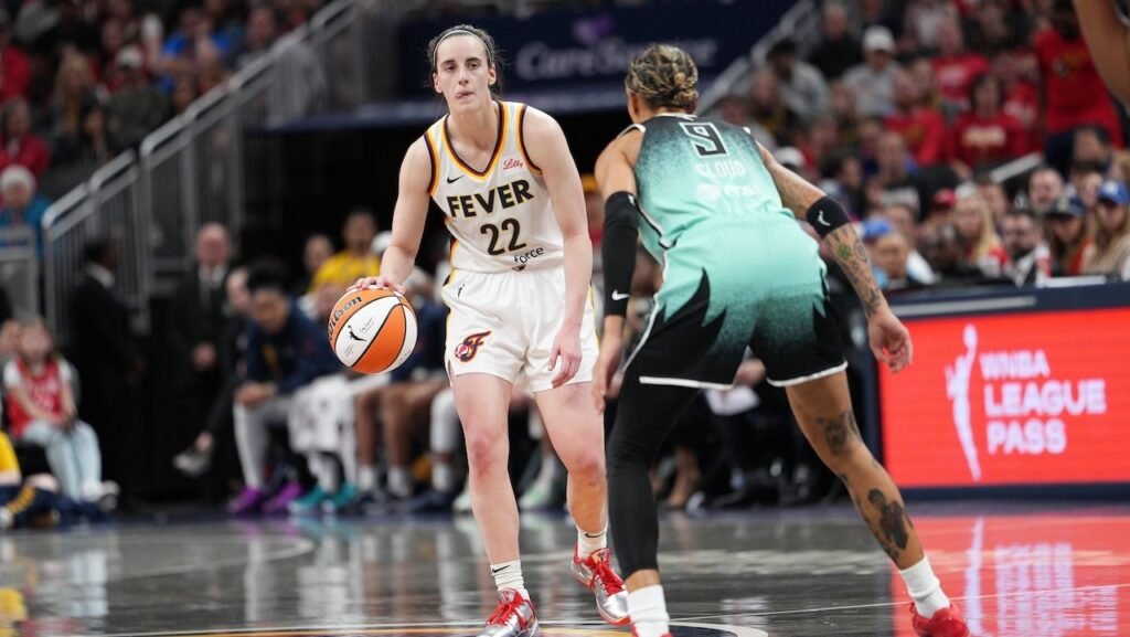 Caitlin Clark furious over controversial no-call in Fever’s loss to Liberty