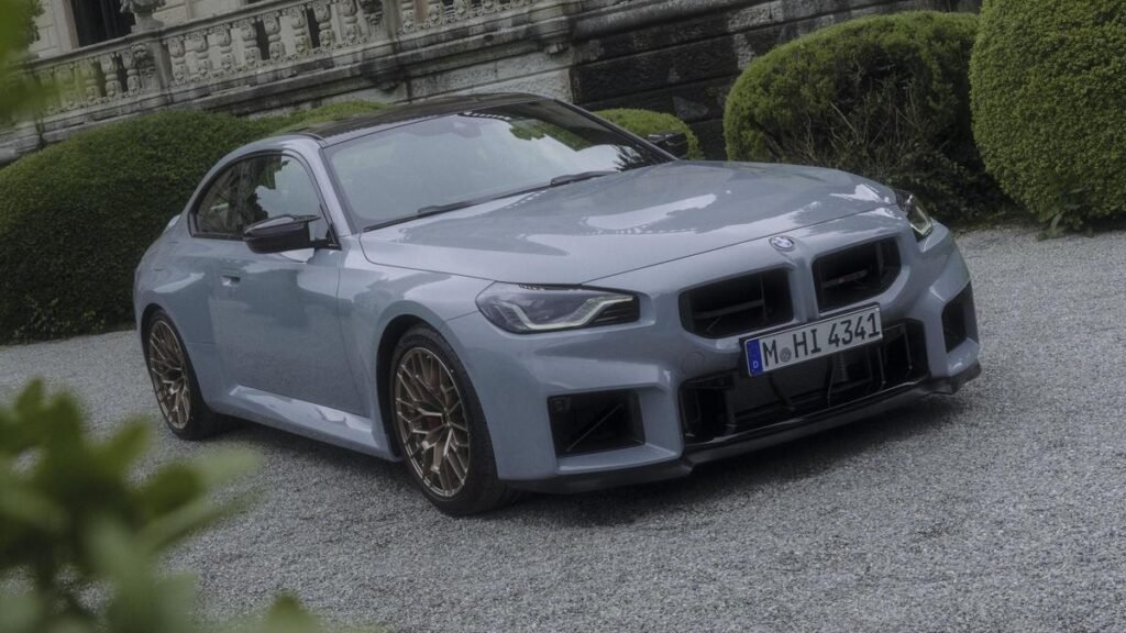 2026 BMW M2 CS revealed with even more brutal looks