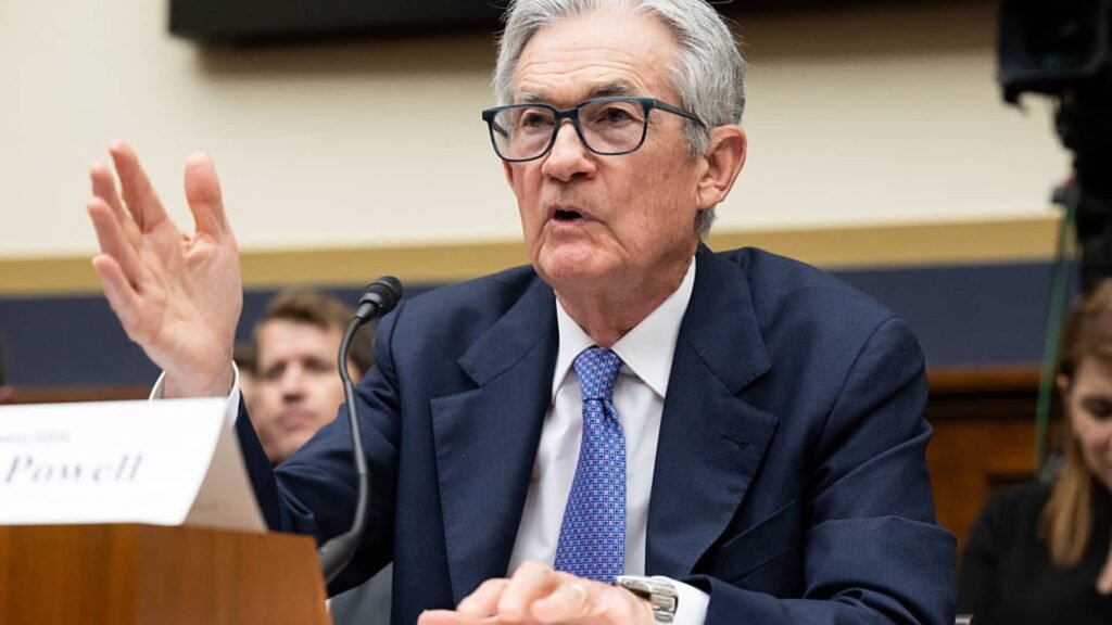 Powell Stands Firm on Fed’s Duty to Tackle Persistent Inflation Amid Trump’s Challenges