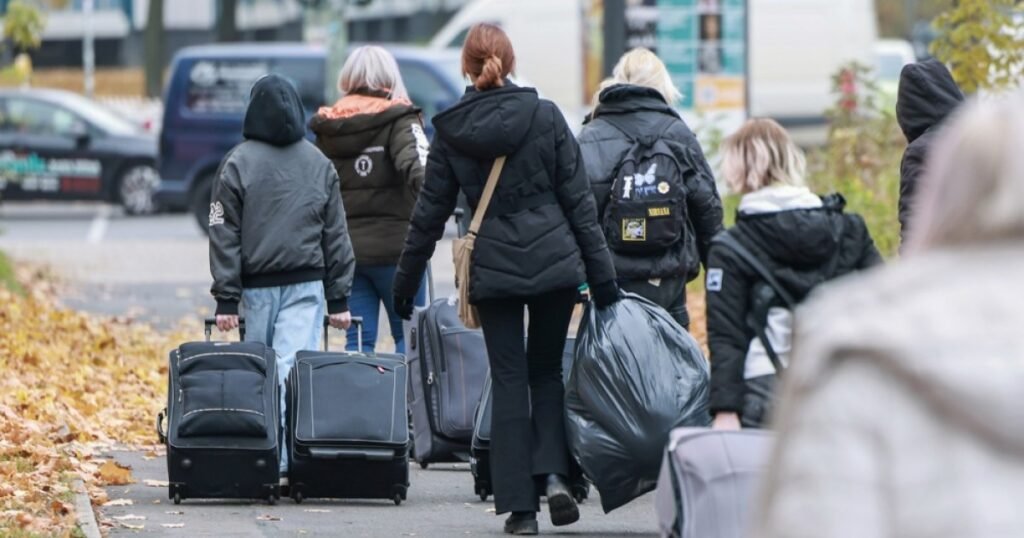 German court rules asylum seekers unlawfully expelled at Polish border | Human Rights News