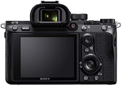 Unleash Your Creativity with the Sony a7 III: Full-Frame Mirrorless Marvel with 28-70mm Lens and 3-Inch LCD in Sleek Black - 이미지 2
