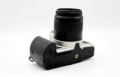 Revitalize Your Photography: Canon EOS Kiss SLR AF Film Camera with 35-80mm Lens (Renewed) - 이미지 6