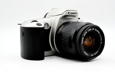 Revitalize Your Photography: Canon EOS Kiss SLR AF Film Camera with 35-80mm Lens (Renewed) - 이미지 3