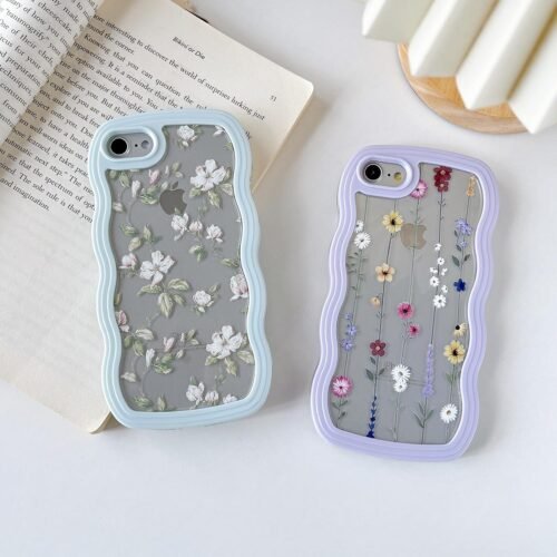 "Chic Green Leaf Floral Case: Slim & Stylish Protection for iPhone SE/8/7" - 이미지 7