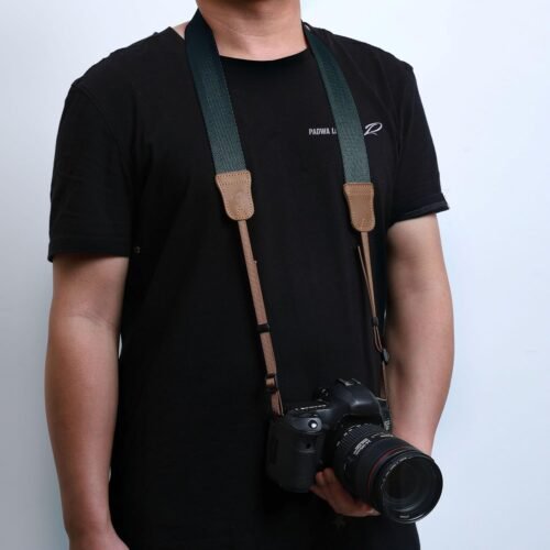 "Crafted Elegance: Dark Blue Green Dual-Layer Camera Strap - Perfect Blend of Cotton and Crazy Horse Cowhide for Every Photographer" - 이미지 2