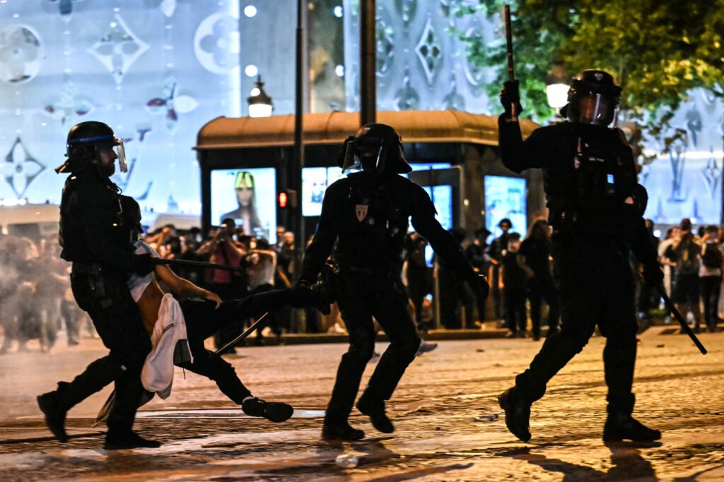 PSG victory sparks deadly Paris riots | Crime
