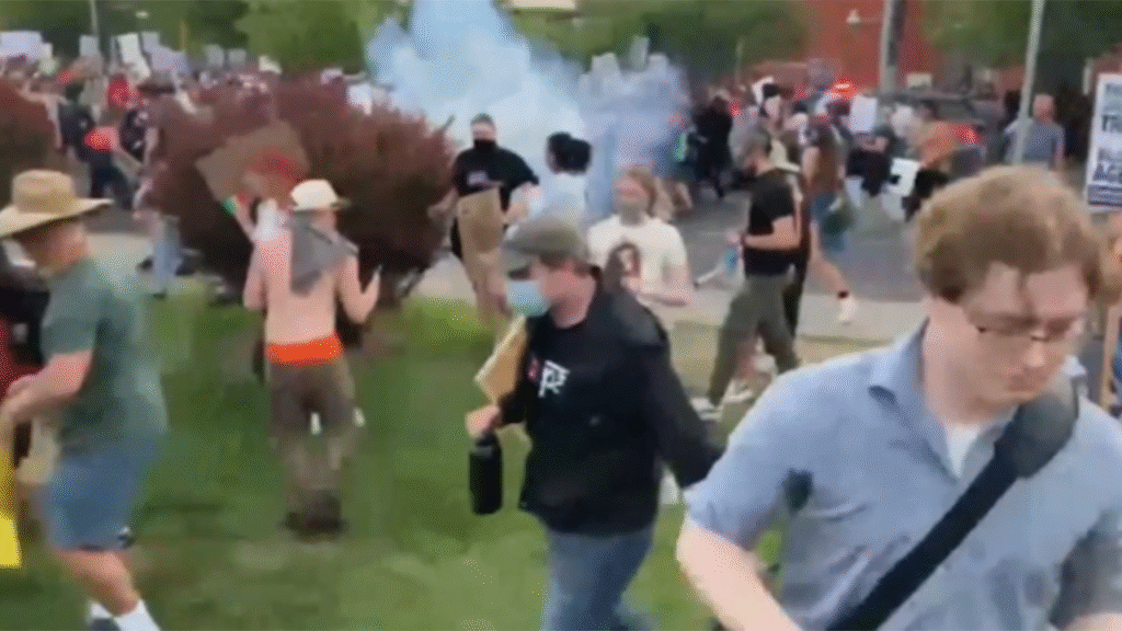 “Chaos Erupts in Spokane: Arrests Made Amid Emergency Curfew During ICE Protests”
