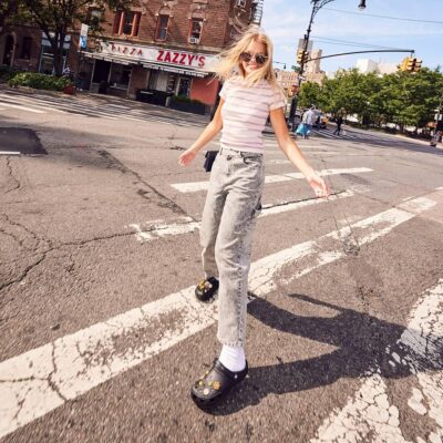 Versatile Comfort: The Essential Classic Clog for Everyone 12 Versatile Comfort: The Essential Classic Clog for Everyone